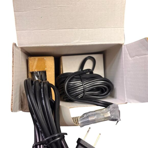 NOS Hallmark 2005 Powerbox Electrical Power Supply Light Up Christmas Ornaments - Picture 9 of 9